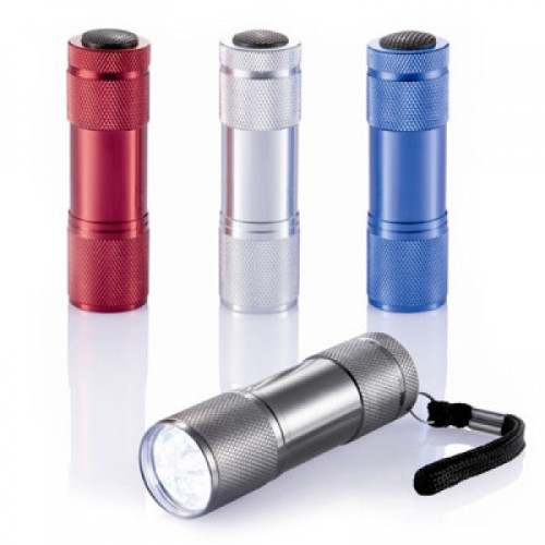 Светодиодный фонарик Эверест