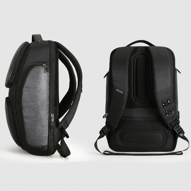 Мужской рюкзак с солнечной батареей Mark Ryden MRK9278 BLACK