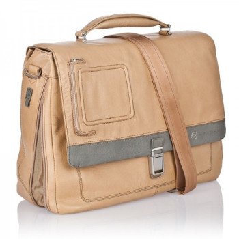 Кожаный портфель Piquadro с отделение для ноутбука. Коллекция VIBE. Цв class=